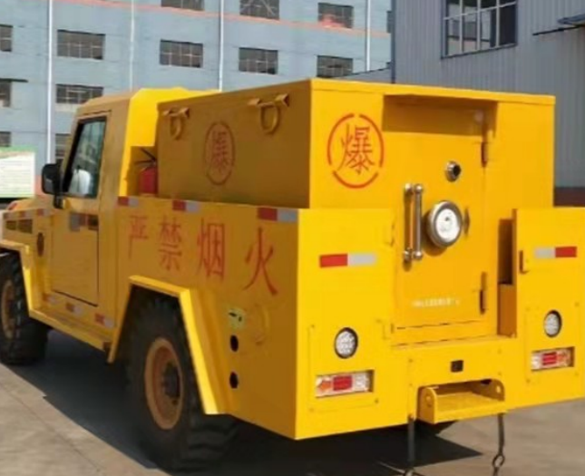 钟楼爆破器材运输车专用功能