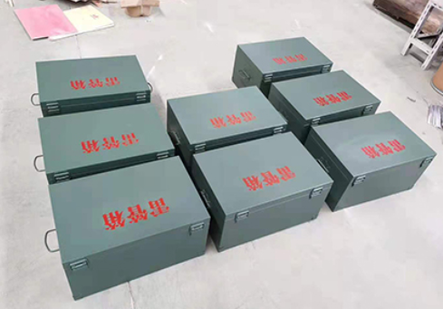 钟楼炸药箱和雷管箱一般是怎么存放的？