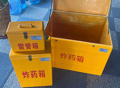 钟楼雷管箱外观设计的功能性与行业应用趋势